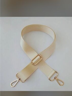 NWT Adjustable Cream Bag Strap with Gold Hardware